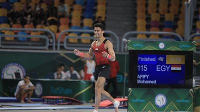 محمد عفيفي يحصل علي المركز الرابع ببطولة العالم للجمباز الفني 