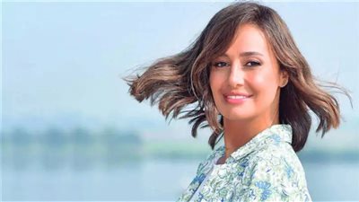 حلا شيحة تثير الجدل من جديد برسالة غامضة