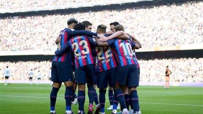 بهدف رافينيا.. برشلونة يتقدم على أتليتك بلباو بهدف في شوط المباراة الأول
