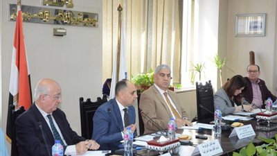 رجال الأعمال تبحث فرص القطاع الخاص للمشاركة في المشروعات البيئية
