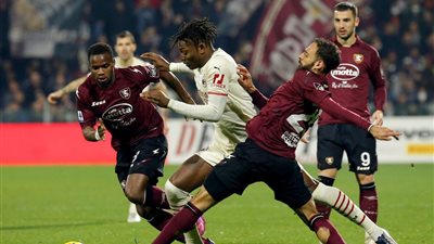 ميلان يسقط بفخ التعادل أمام ساليرنيتانا ويفرط في وصافة ترتيب الدوري الإيطالي