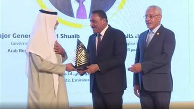 محافظ مطروح يعرب عن سعادته لحضور فعاليات جائزة خليفة الدولية