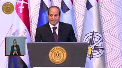 في يوم الشهيد .. السيسي: «مفيش إرهاب بيهد بلد لو كانت على قلب رجل واحد»