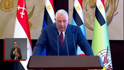 كلمة وزير الزراعة خلال افتتاح الرئيس السيسي مجمع مصانع الأسمدة الأزوتية