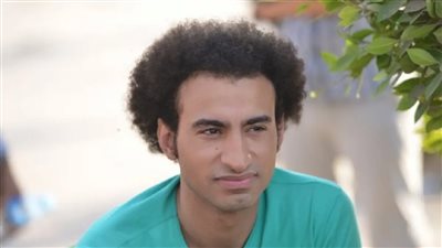 على ربيع يطرح البوستر الدعائي لفيلمه الجديد بعد الشر