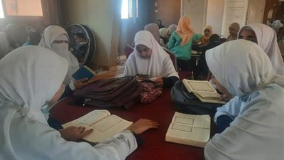 مستقبل وطن أسيوط يجرى اختبارات مسابقة حفظة القرآن الكريم 