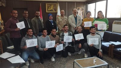 جامعة أسيوط تكرم إدارة التربية العسكرية للمشاركين فى الندوة التثقيفية الـ38