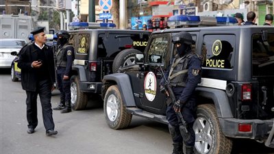 القبض على شخص بتهمة الاتجار في العملة بعابدين