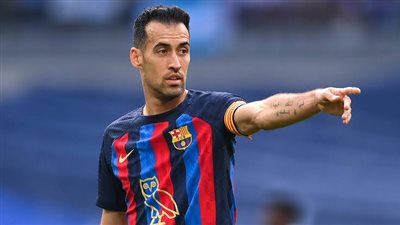 بوسكيتس يعزز رقمه القياسي في تاريخ الكلاسيكو بين برشلونة وريال مدريد