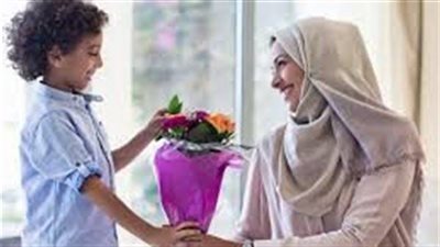 حكاية أول عيد أم في العالم ومظاهر الاحتفال به في كل بلد