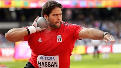 مصطفى عمرو يحقق رقم تاريخي ويتأهل لبطولة العالم للجلة بالمجر 