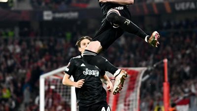 يوفينتوس يضرب فرايبورج بثنائية ويتأهل لربع نهائي الدوري الأوروبي