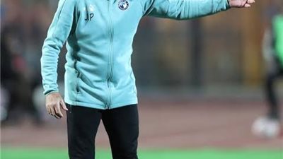 جايمي باتشيكو في مدرجات منتخب مصر الأولمبي وزامبيا