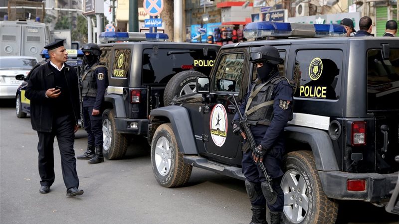 قبض على شخص بتهمة