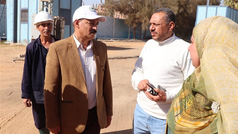 رئيس مياه أسيوط يتفقد