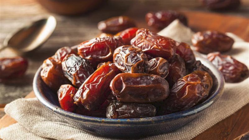 فوائد تناول التمر