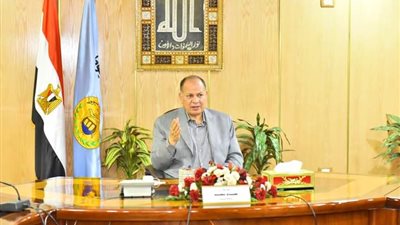 محافظ أسيوط يرفع درجة الاستعداد لمواجهة تقلبات الطقس