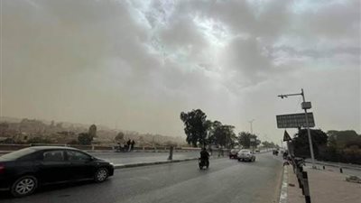 أمطار غزيرة مصحوبة بالبرق.. تعرف على حالة الطقس اليوم الجمعة