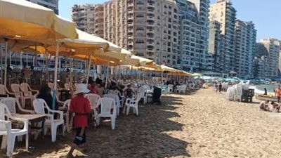 سياحة الإسكندرية تطلق مبادرة فطارك أحلى على البحر