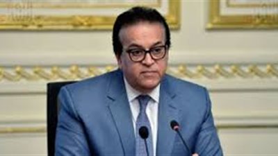 وزير الصحة يوجه بالحد من الولادات القيصرية بالمستشفيات 