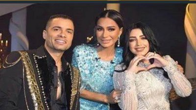  حسن شاكوش وزوجته في استضافت العرافة.. كما لم تراهم من قبل