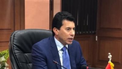 وزير الرياضة: ساعدت النادى الأهلى لحضور 50 الف مشجع لمباراة الهلال 