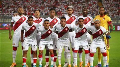 لابادولا يقود هجوم بيرو لمواجهة المغرب وديًا 