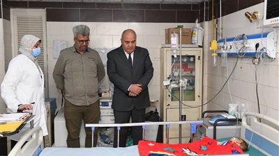 أشرف الداوي يزور مستشفى قنا العام للاطمئنان على المرضى