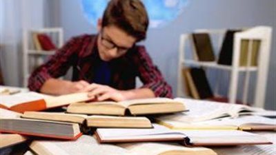 «اسأل مجرب».. متفوقون يضعون روشتة لكيفية المذاكرة في رمضان