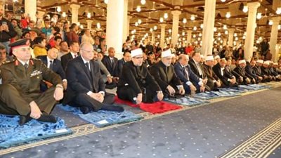 محافظ القاهرة يشهد احتفال وزارة الأوقاف بذكرى انتصارات العاشر من رمضان 
