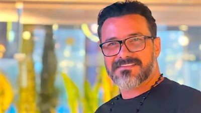 «مين غبي يكره الستات».. محمد رجب وتصريحات جريئة في حبر سري