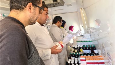 اختتام فعاليات القافلة الطبية بكفر سلامون في البحيرة