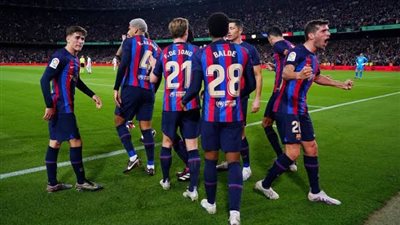  ليفاندوفسكي في الهجوم وبوسكيتس بالوسط.. تشكيل برشلونة أمام ريال مدريد 