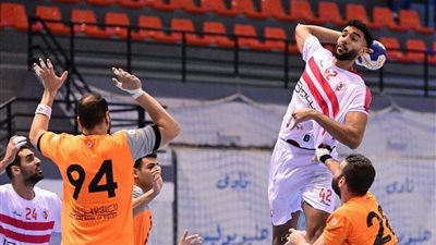 قبل قمة الغد.. يد الزمالك تواجه سبورتنج والأهلى أمام البنك