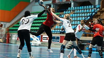 الأهلي يواجه بطل أنجولا.. تعرف على قرعة كأس الكؤوس الإفريقية لكرة اليد سيدات 