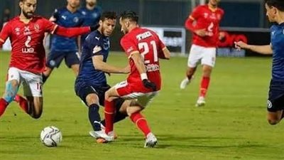 إيقاف عبد المنعم 3 مباريات.. عقوبات الاتحاد على الأهلي وبيراميدز في نهائي الكأس