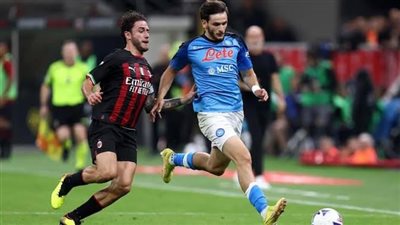 كفاراتسخيليا علي رأس هجوم تشكيل نابولي أمام ميلان في دوري ابطال اوروبا 