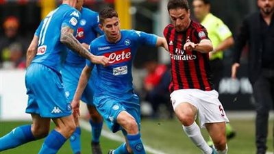 جيرو يقود تشكيل ميلان أمام نابولي في دوري ابطال اوروبا