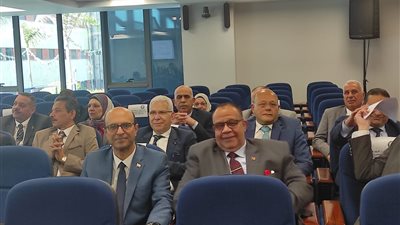 المنشاوى يشارك فى اجتماع المجلس الأعلى للدراسات العليا بجامعة عين شمس 