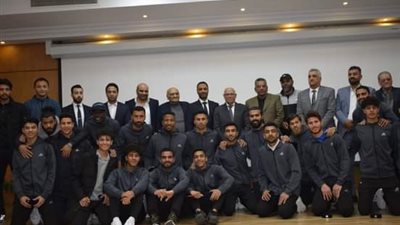 محافظ بورسعيد يكرم نادي المريخ عقب التأهل لدورة الترقى للمحترفين