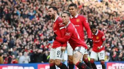 كاسيميرو يعود إلى تشكيل مانشستر يونايتد لمواجهة إشبيلية بالدوري الأوروبي