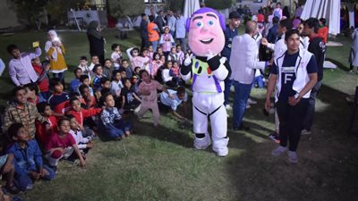 «نصر أكتوبر» تنظم حفل إفطار حاشد للأطفال الأيتام بالمنيا