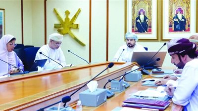 التجارة والصناعة تستعرض البيئة الاستثمارية في محافظات سلطنة عُمان