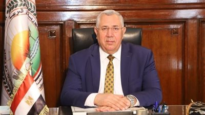 وزير الزراعة يعلن ارتفاع صادارت مصر بنسبة 10%