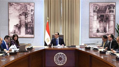 رئيس الوزراء يتابع موقف مشروعات العاصمة الإدارية الجديدة