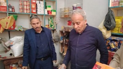 رئيس مركز ومدينة أبو قرقاص يترأس حملة مفاجئة لضبط الأسواق