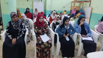 ندوة تثقيفية حول الصحة الإنجابية بأسيوط