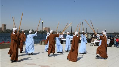 كرنڤال للاحتفال بعيد الفطر المبارك مع الأيتام وأسر شهداء العمل بقنا