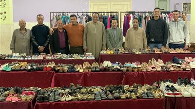 حزب مستقبل وطن بالبحيرة ينظم معرضاً للملابس والأحذية بالمجان 