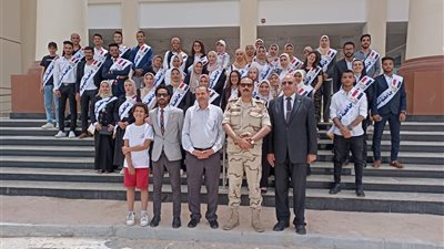 100 طالب بأسيوط يزورون الجامعة التكنولوجية